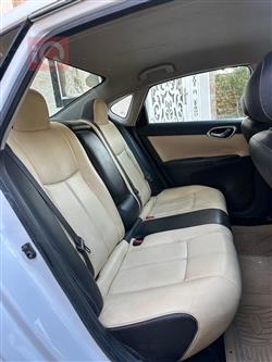 نيسان سنترا